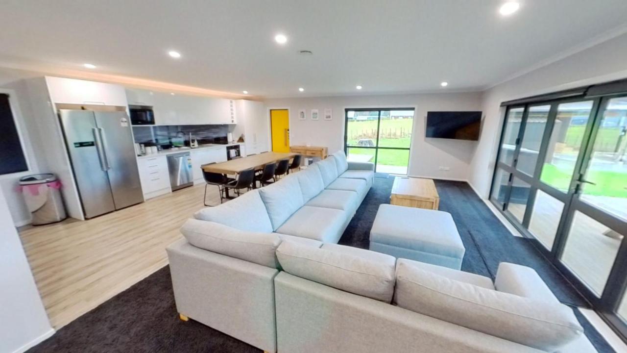 5 Bedroom, Solar On Snowmass Ohakune, Yellow Door Exterior foto